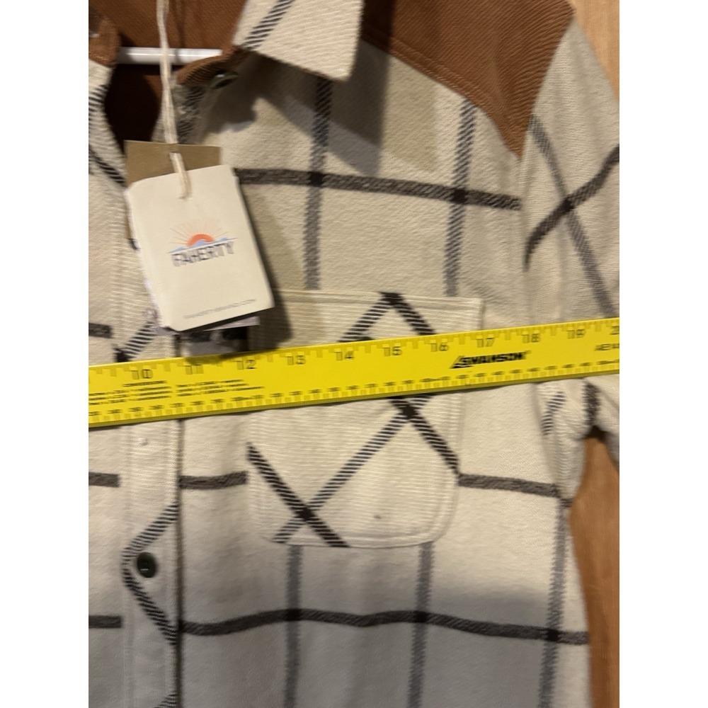 Faherty Womens Olivia Daly Flannel Shirt In Medium Corduroy And Suede Accents. - Picture 5 of 7